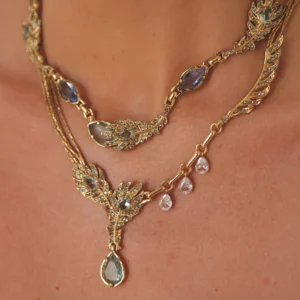 Colar Pavão curto - Ouro Vintage